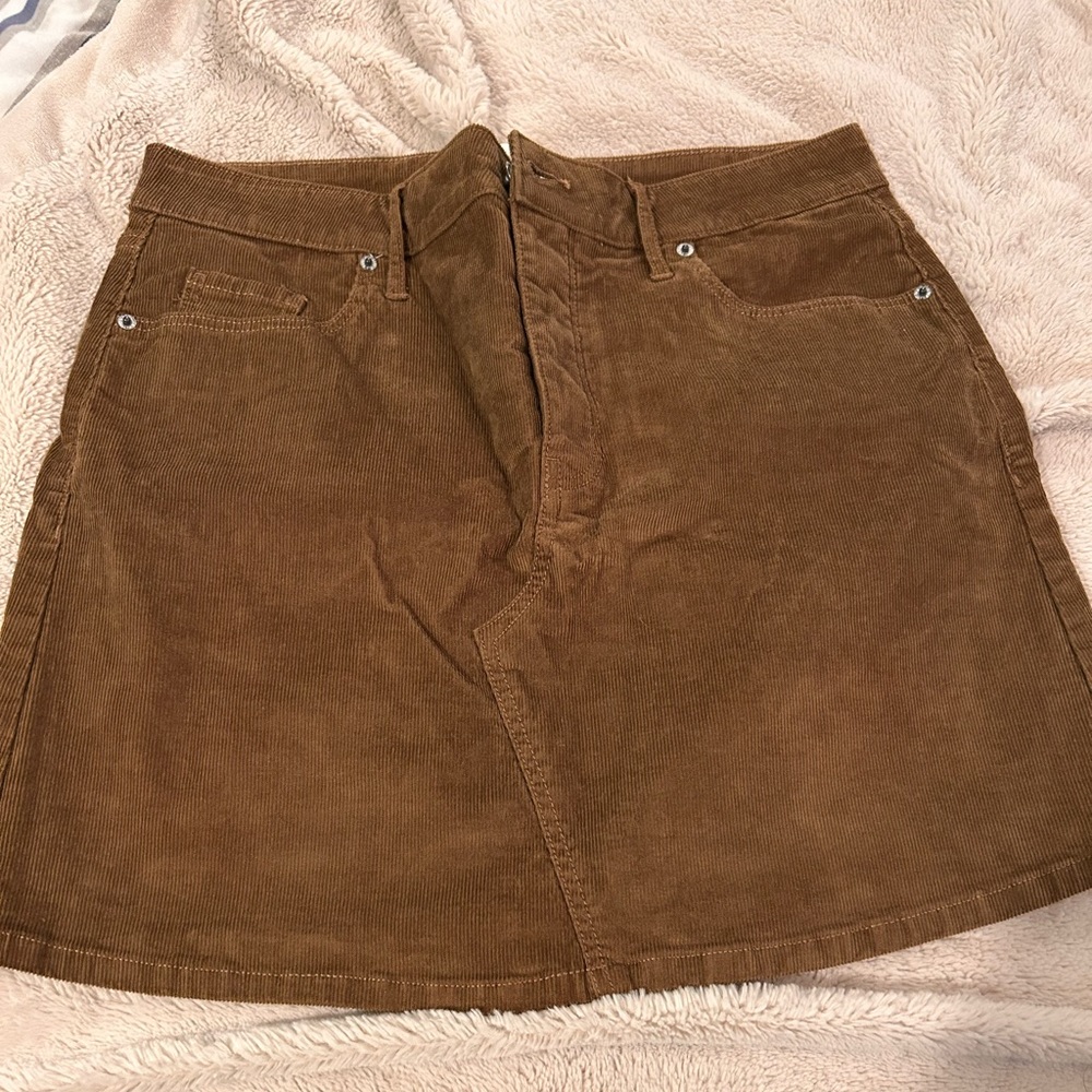 Old navy high rise slim corduroy skirt size 8